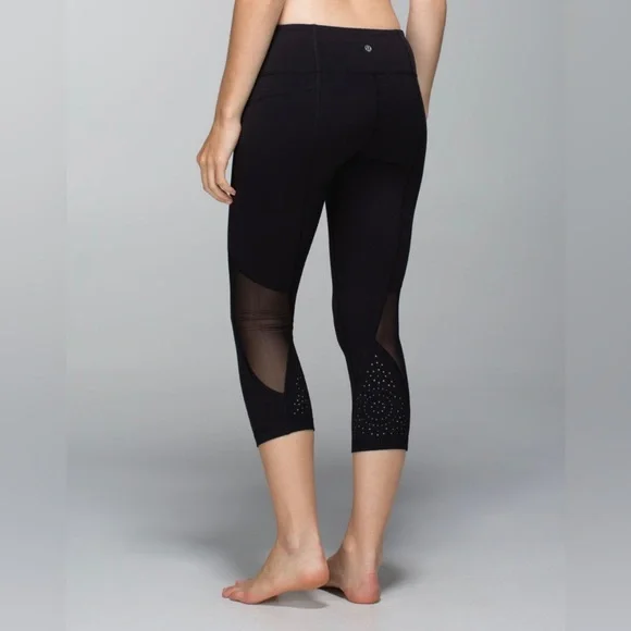 Lululemon Wunder Under Crop Laser Cut Tech Mesh 4 - Picture 6 of 16